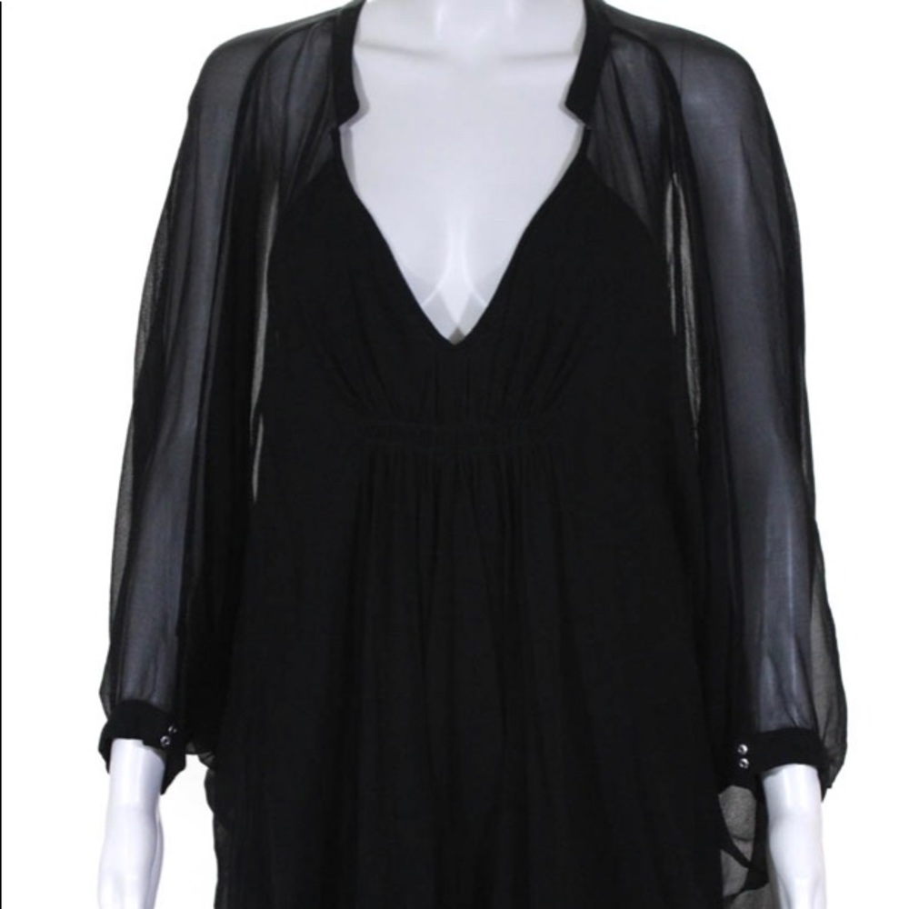 Diane Von Furstenberg black flowing right above the knee dress